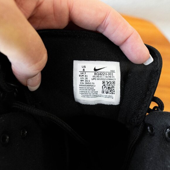 Nike Men’s Black Winter Sneaker Boots Size 8 | Waterproof BQ4223-001 “Just Do It - Picture 2 of 6